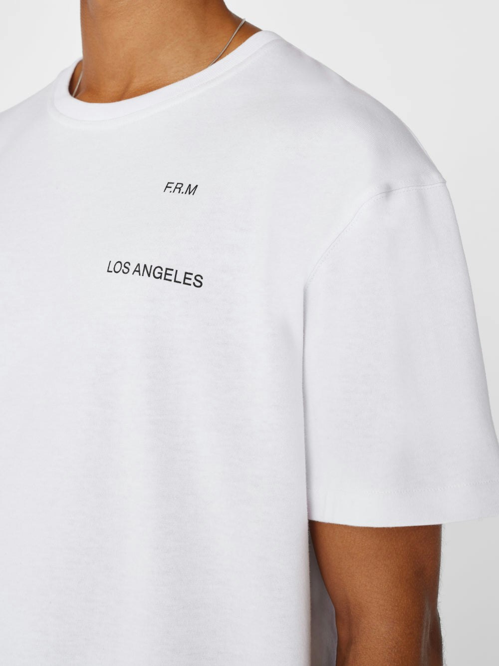 t shirt logo view alt:size
